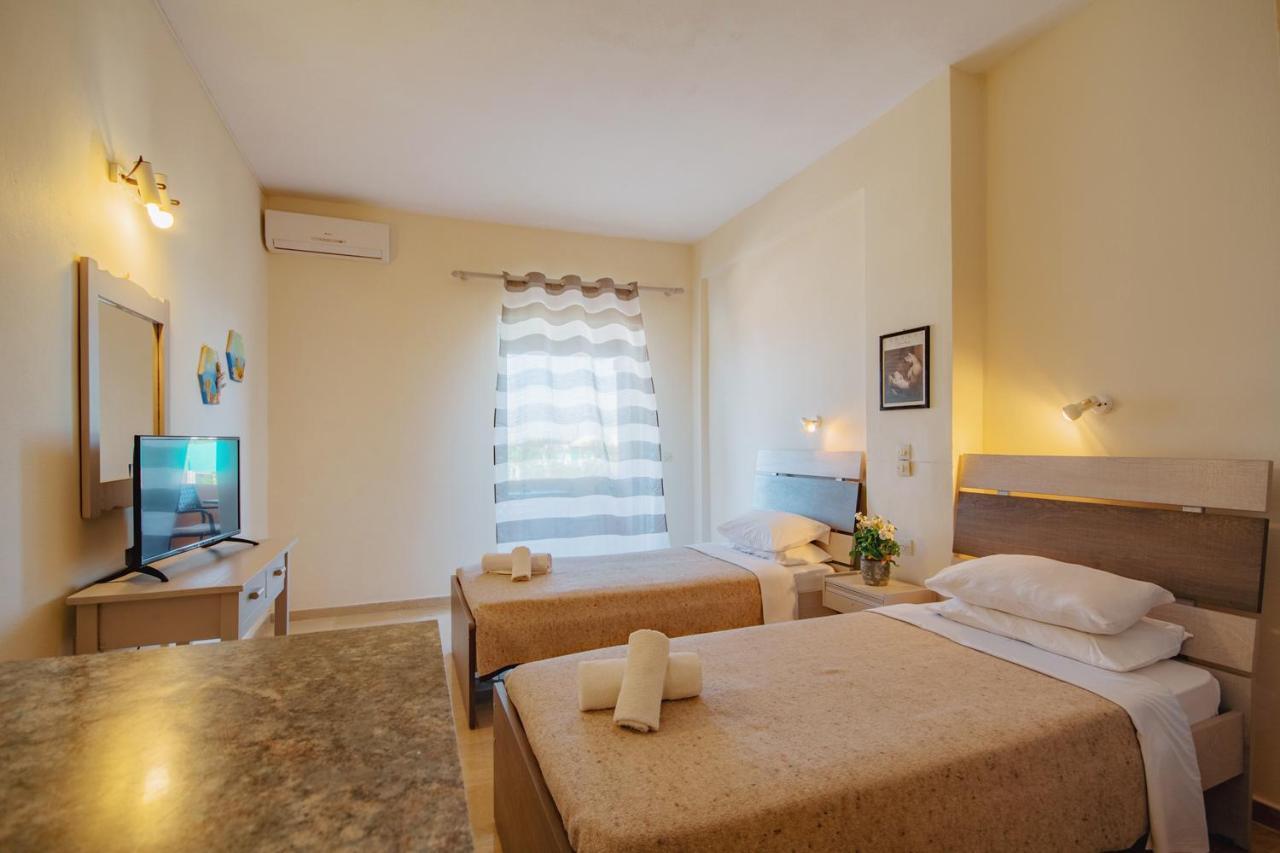 Villa Rosa Apartments 고우비아 외부 사진