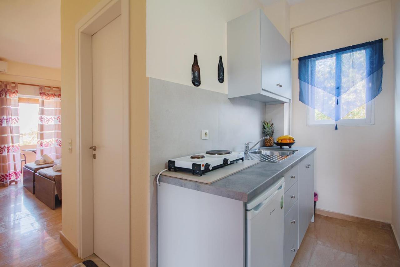 Villa Rosa Apartments 고우비아 외부 사진