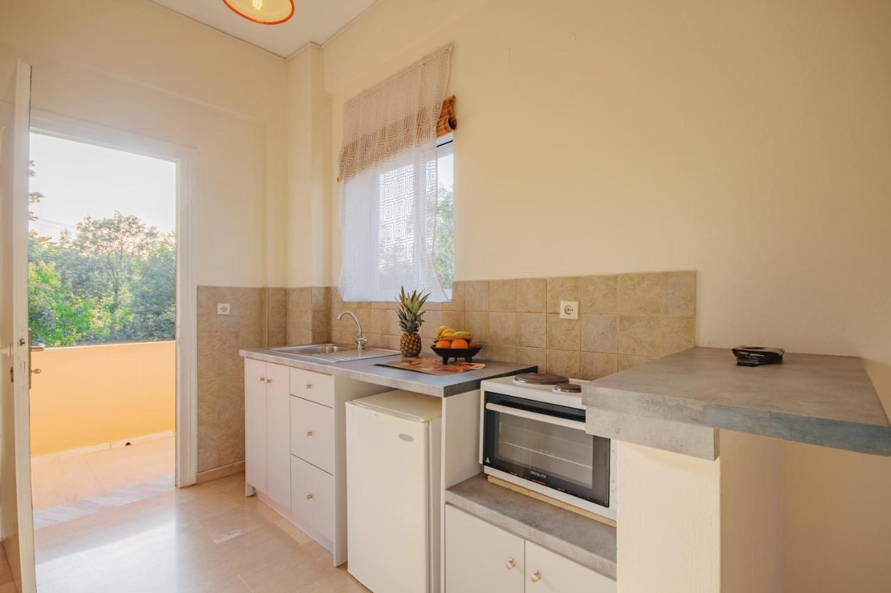 Villa Rosa Apartments 고우비아 외부 사진